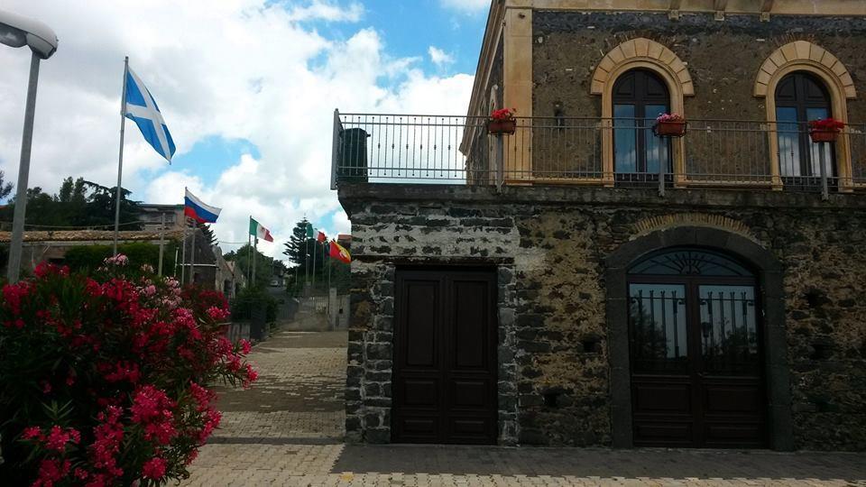 Ragalna Villa Casina Dell'Etna المظهر الخارجي الصورة
