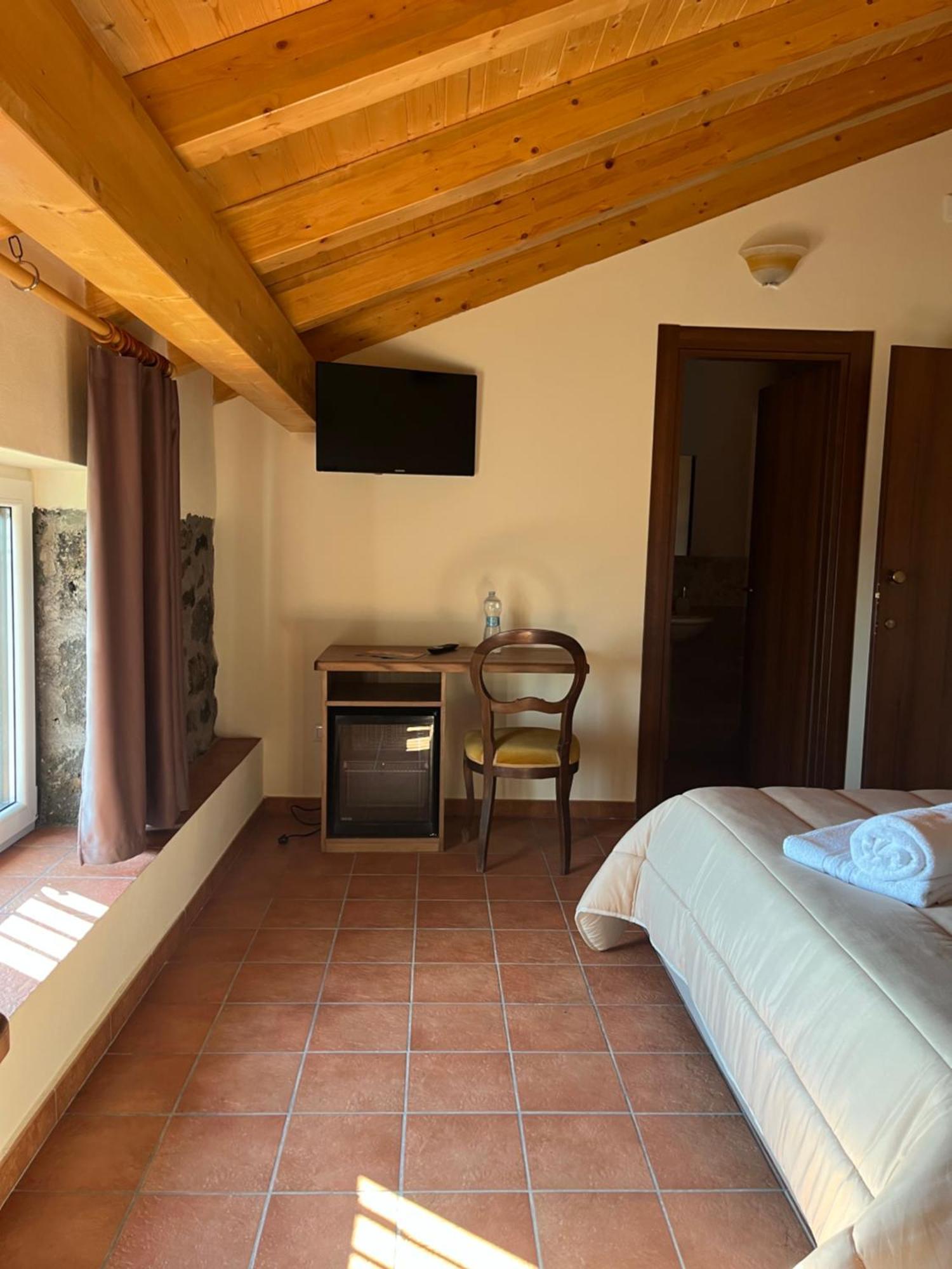 Ragalna Villa Casina Dell'Etna المظهر الخارجي الصورة