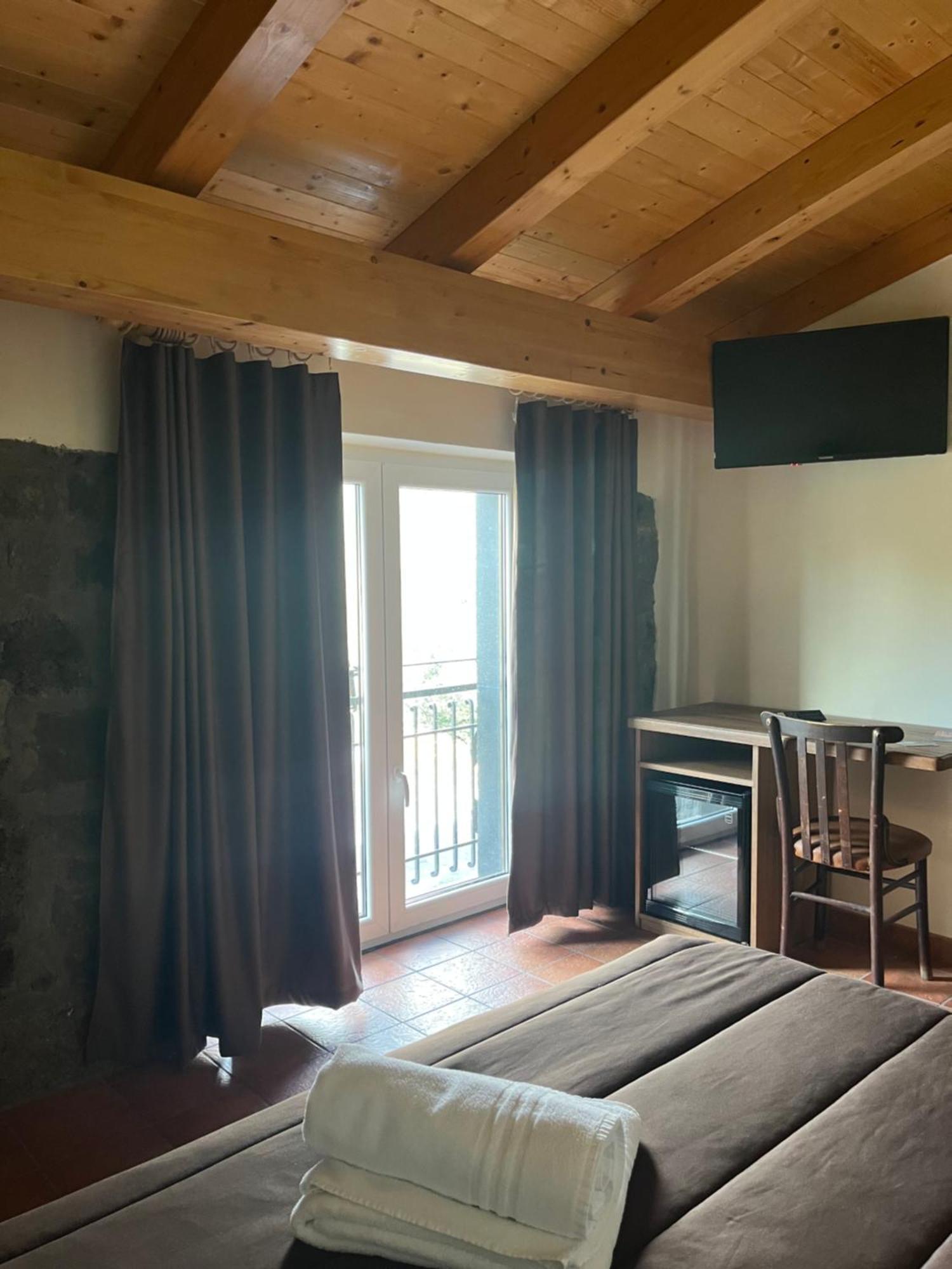Ragalna Villa Casina Dell'Etna المظهر الخارجي الصورة